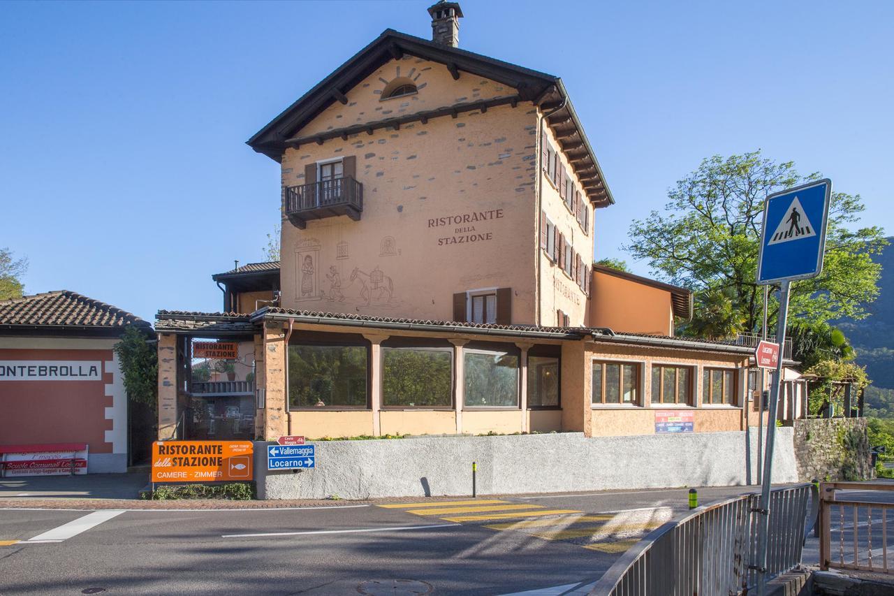 ホテル Ristorante Della Stazione Tegna エクステリア 写真